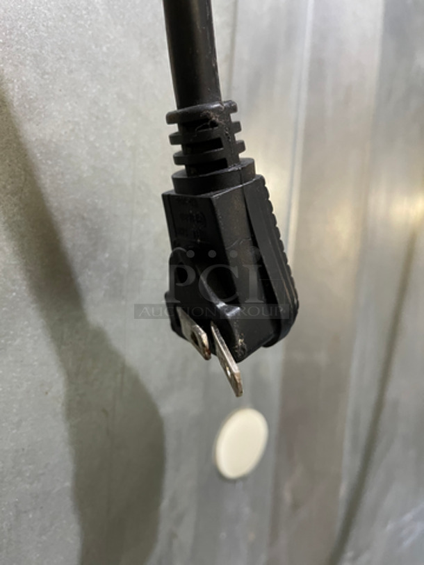 Continental Commercial Single Door Reach In Freezer! All Stainless Steel! Model DL1FE Serial 14549141! 115V 1Phase! - Image 9 of 9