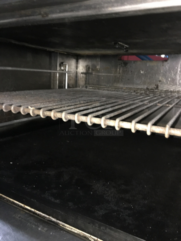 GREAT! Jade Range Commercial Natural Gas Powered Heavy Duty Plancha Flat Grill! With Full Size Oven Underneath! All Stainless Steel! On Legs!  - Image 8 of 9
