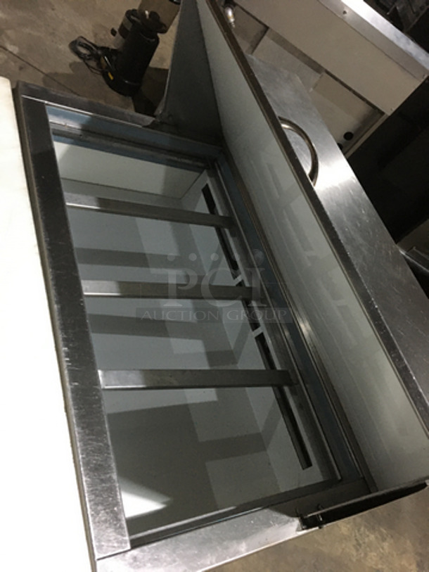 Maxx Cold Refrigerated Single Door Prep Sandwich Station! With Top Slide Open Door & Cutting Board! All Stainless Steel Body! On Casters! - Image 7 of 9