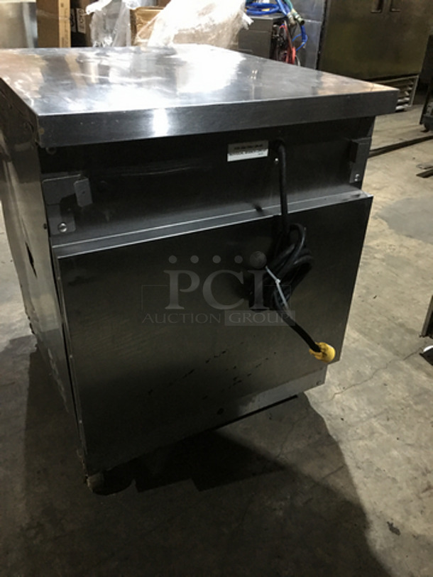 Winston Industries Commercial Food Warming/Holding Cabinet! 4000A Series! All Stainless Steel! On Casters!  - Image 7 of 11
