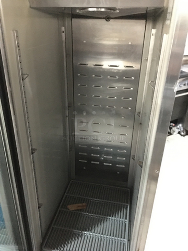 Hoshizaki Commercial 3 Door Reach In Cooler Merchandiser! With Poly Coated Racks! All Stainless Steel Body! Model CR3BFGYCL Serial E70037H! 115V 1Phase! - Image 7 of 10