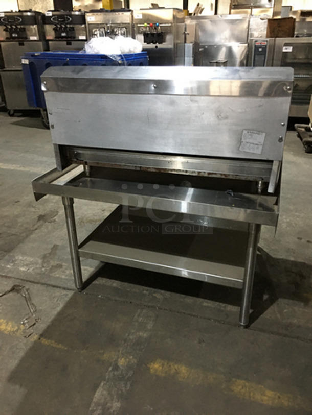 WOW! LATE MODEL 2015! Jade Range Natural Gas Powered Heavy Duty Plancha Flat Grill! On Stainless Steel Equipment Stand! With Underneath Storage Space! On Legs! - Image 4 of 8