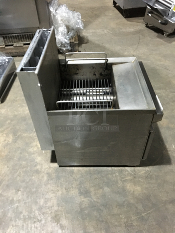 All Stainless Steel Natural Gas Powered Countertop Deep Fat Fryer! With Backsplash!
 - Image 3 of 8