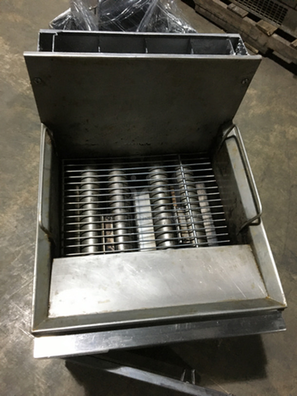 All Stainless Steel Natural Gas Powered Countertop Deep Fat Fryer! With Backsplash!
 - Image 5 of 8