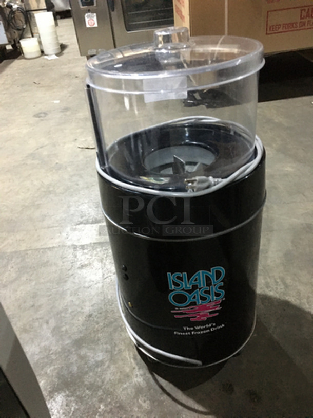 Nice! Island Oasis Commercial Ice Shaver Blender Machine! Model SB3X Serial A7912X! 115V 1 Phase! - Image 4 of 8