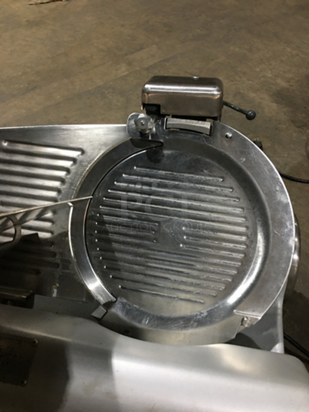 Hobart Commercial Countertop Deli Meat Slicer! All Stainless Steel! Model 1812 Serial 561060460! 120V 1Phase! - Image 5 of 9