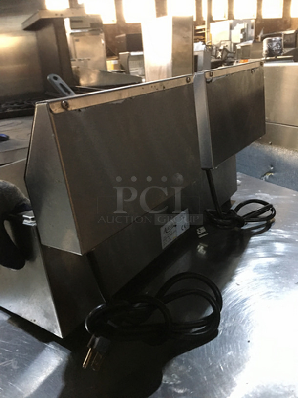 Avantco Commercial Countertop Double Bay Deep Fat Fryer! All Stainless Steel! Model 177F102! 120V!
 - Image 4 of 9