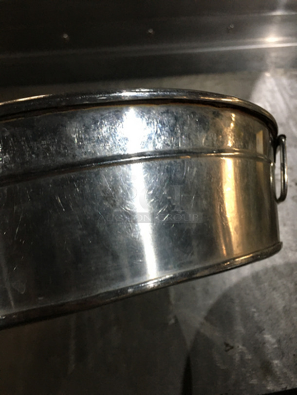 Round Food Holding Pans! With Handles! 2 X Your Bid! - Image 3 of 4