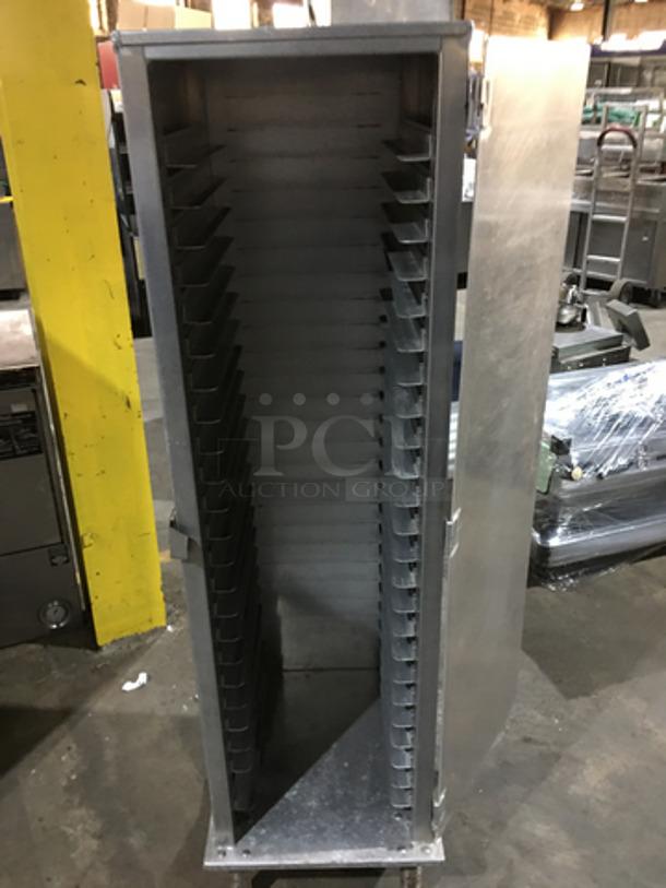 Lockwood One Door Enclosed Food Transport Cabinet! All Stainless Steel! On Legs! - Image 5 of 7