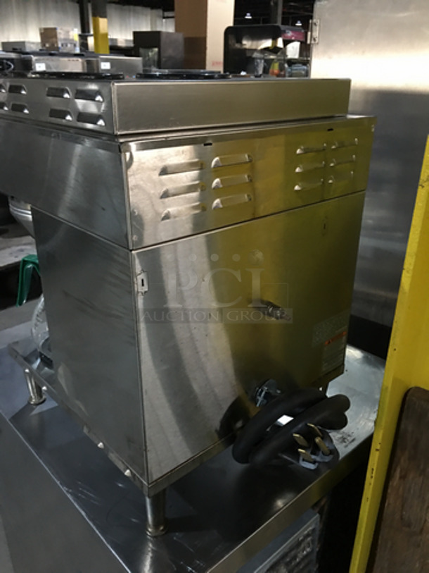 Bunn Commercial Countertop Dual Coffee Brewing Machine! Axiom Series! With 4 Coffee Pot Warming Stations! All Stainless Steel! Model AXIOM2/2TWIN Serial AXTN026390! 120/208/240V 1Phase! On Legs! - Image 3 of 8
