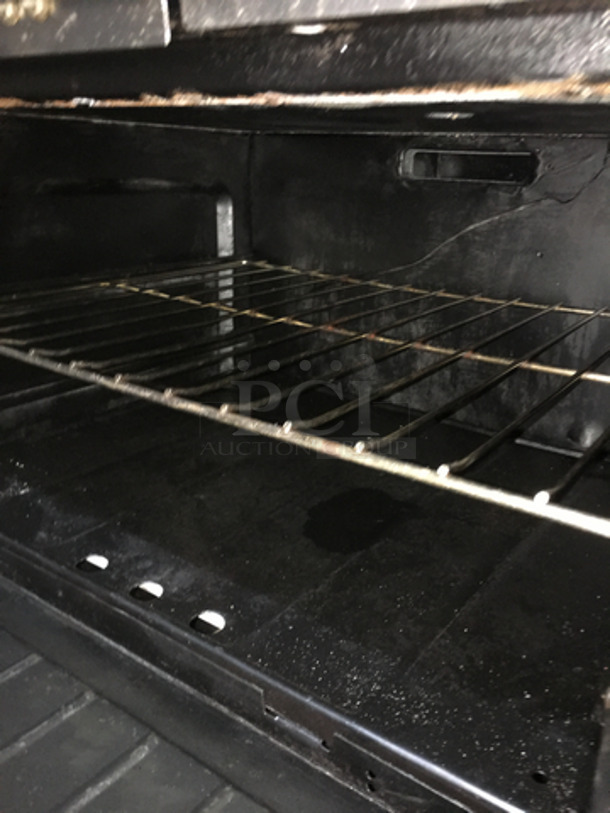 Garland All Stainless Steel Natural Gas Powered 6 Burner Stove! With Full Size Oven Underneath! With Backsplash! On Legs! - Image 6 of 9