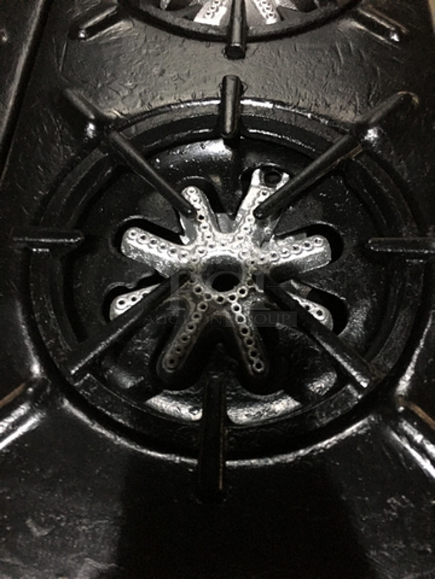 Garland All Stainless Steel Natural Gas Powered 6 Burner Stove! With Full Size Oven Underneath! With Backsplash! On Legs! - Image 8 of 9