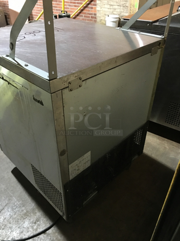 Turbo Air Commercial One Door Lowboy/Worktop Cooler! M3 Series! Model MUR28 Serial K9U2R03032! 115V 1Phase! On Legs! - Image 3 of 8