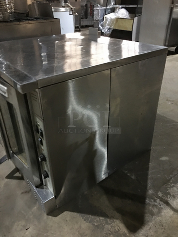 US Range Commercial Natural Gas Powered Single Deck Convection Oven! With View Through Doors! All Stainless Steel! Model SUMG100 Serial 1606100101480! With Legs! - Image 3 of 9