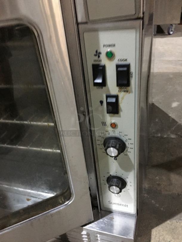 US Range Commercial Natural Gas Powered Single Deck Convection Oven! With View Through Doors! All Stainless Steel! Model SUMG100 Serial 1606100101480! With Legs! - Image 7 of 9