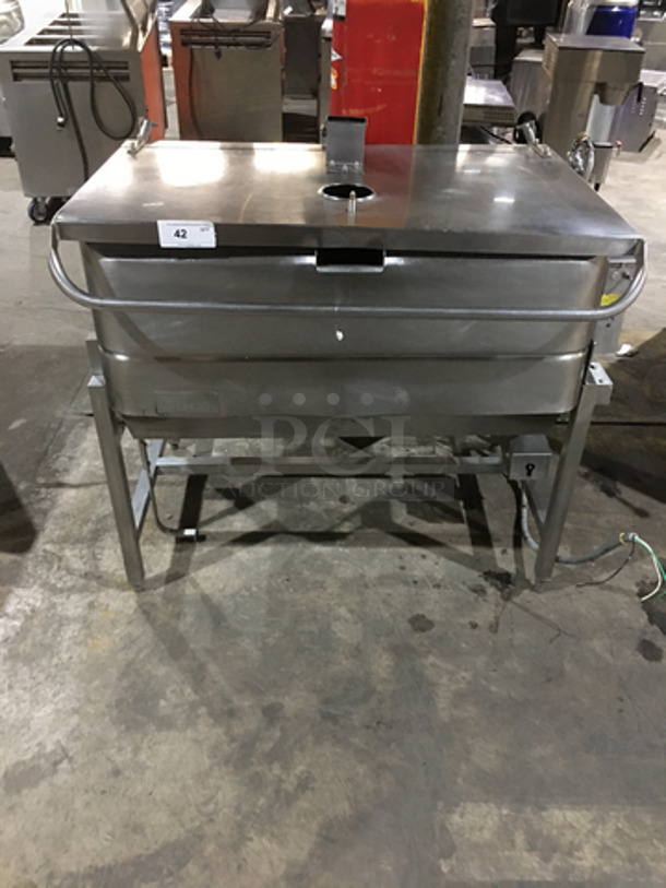 WOW! Groen Natural Gas Powered Floor Model 40 Gallon Tilted Braising Pan/Tilt Skillet! All Stainless Steel! On Legs!