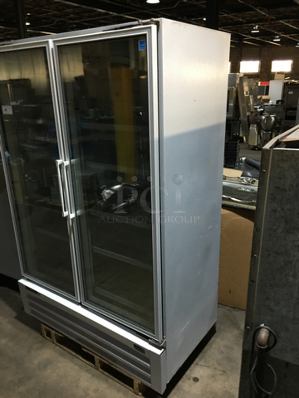 Master Bilt Commercial 2 Door Reach In Freezer Merchandiser! With Poly Coated Racks! Model BLG48HD Serial 221994LFF01! 115V 1Phase! - Image 3 of 9