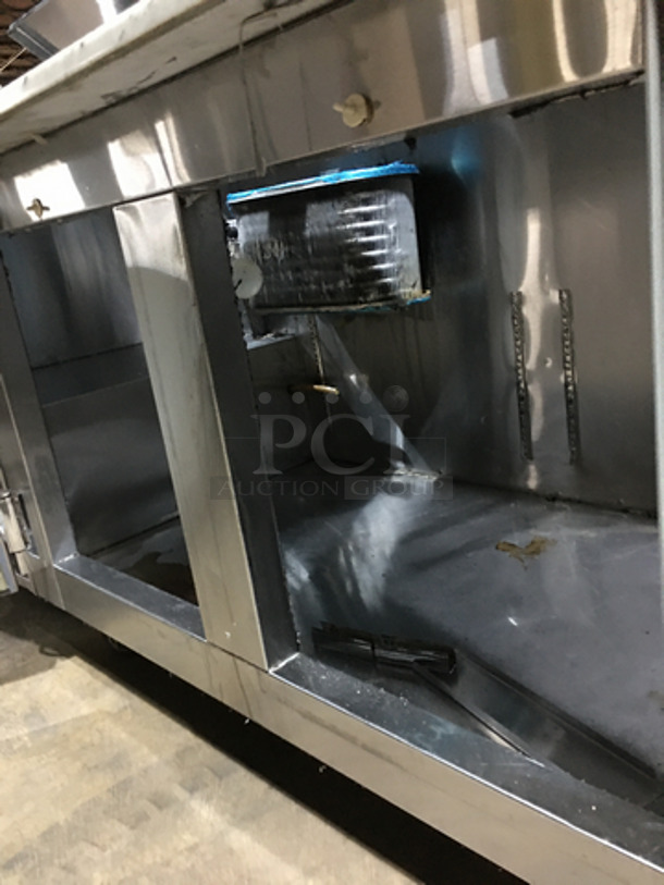 Leader Commercial Refrigerated Marble Top Pizza Prep Table! With 3 Door Underneath Storage Space! Model PT72 Serial PT043536! 115V 1Phase! On Casters! - Image 6 of 9