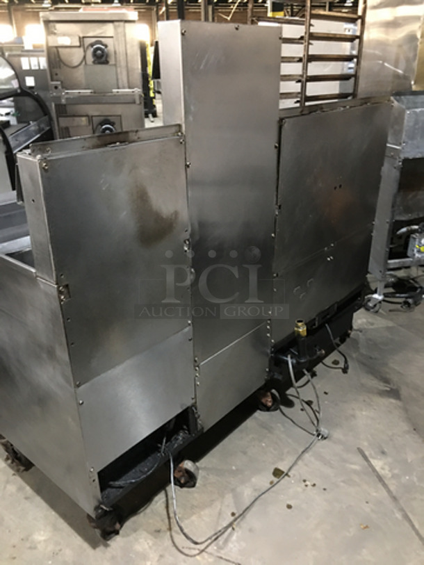 AMAZING! Frymaster Commercial Natural Gas Powered 3 Bay Deep Fat Fryer! With Fry Basket Hanging Station! With Backsplash! With Oil Filter System! All Stainless Steel! Model FMPH355CSC Serial 0803IJ0021! On Casters! Working When Removed!  - Image 3 of 12