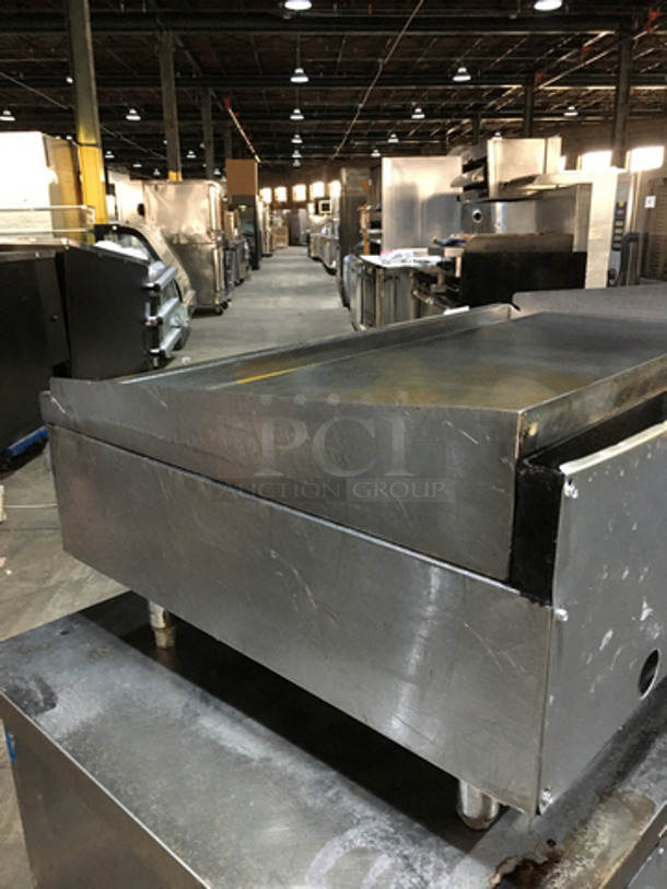 Wolf Commercial Countertop Natural Gas Powered Flat Griddle! With Back & Side Splashes! All Stainless Steel! - Image 4 of 7