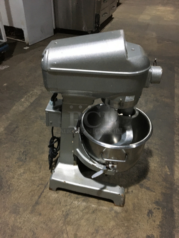 Spar Commercial 20 Quart Planetary Mixer! All Stainless Steel! With Bowl! With Dough Hook, Whip, & Paddle Attachments! Model 7MXJ Serial 0306239! 110V 1Phase! - Image 3 of 11