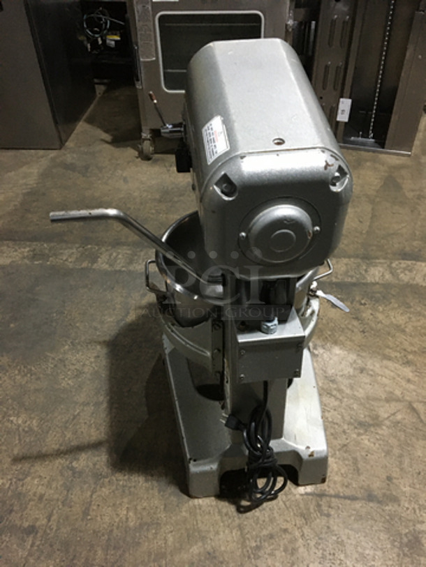 Spar Commercial 20 Quart Planetary Mixer! All Stainless Steel! With Bowl! With Dough Hook, Whip, & Paddle Attachments! Model 7MXJ Serial 0306239! 110V 1Phase! - Image 4 of 11