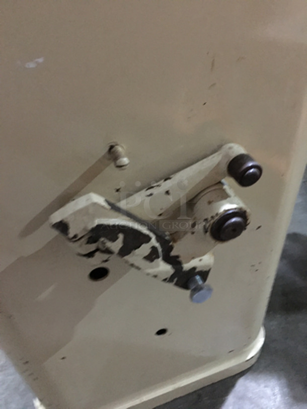 Eberhardt Commercial Floor Style Dough Divider! With 36 Section Die Rounding Plate! - Image 9 of 10
