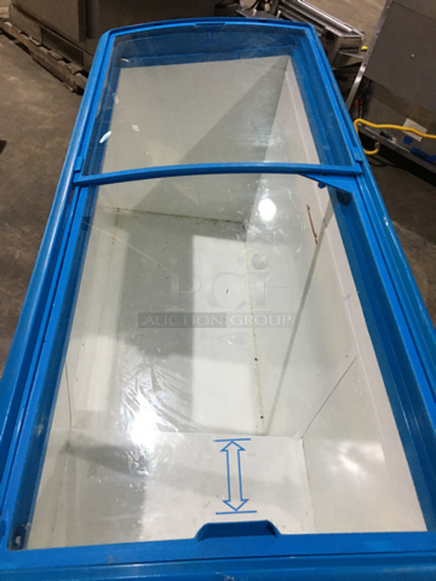 Sweet! AHT 2 Sliding Doors Ice Cream Display Freezer Chest! Model RIOS150 Serial 35015500002152! 110/120V!
 - Image 5 of 8