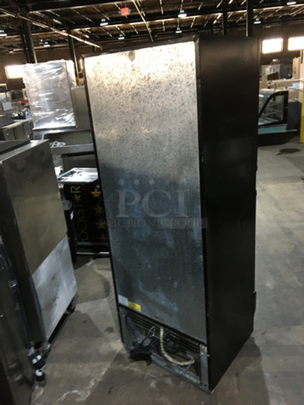 Single Door Reach In Cooler Merchandiser! With Poly Coated Racks! Model VM08007289 Serial 534080603688!   - Image 3 of 8