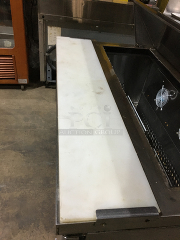 Nice! Late Model 2017! Bison Refrigerated Sandwich Prep Table! Model BST48 Serial BST4800317051000K80026! 115V 1 Phase! On Commercial Casters! - Image 9 of 10