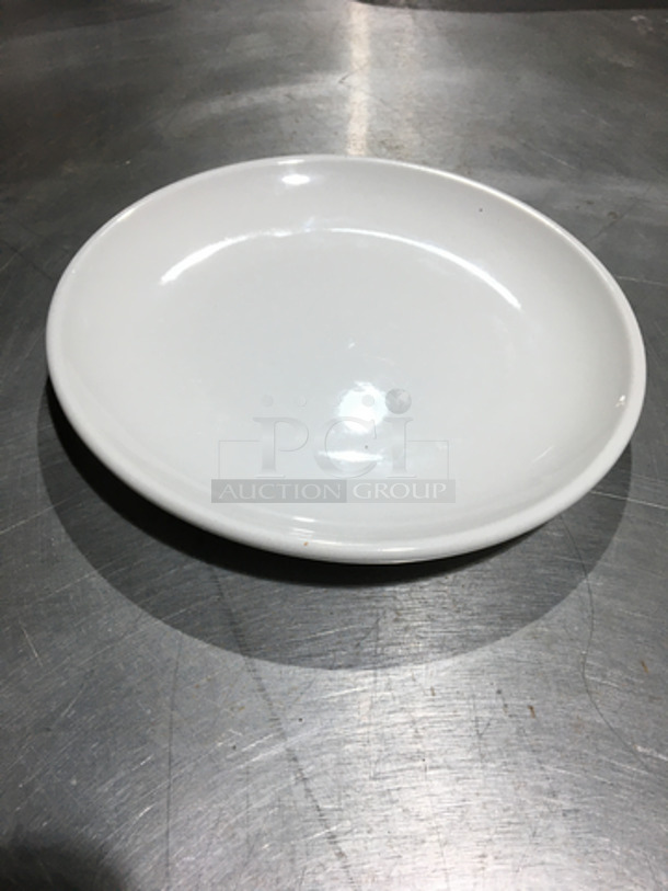 World Round Dining Plates! 5 X Your Bid!