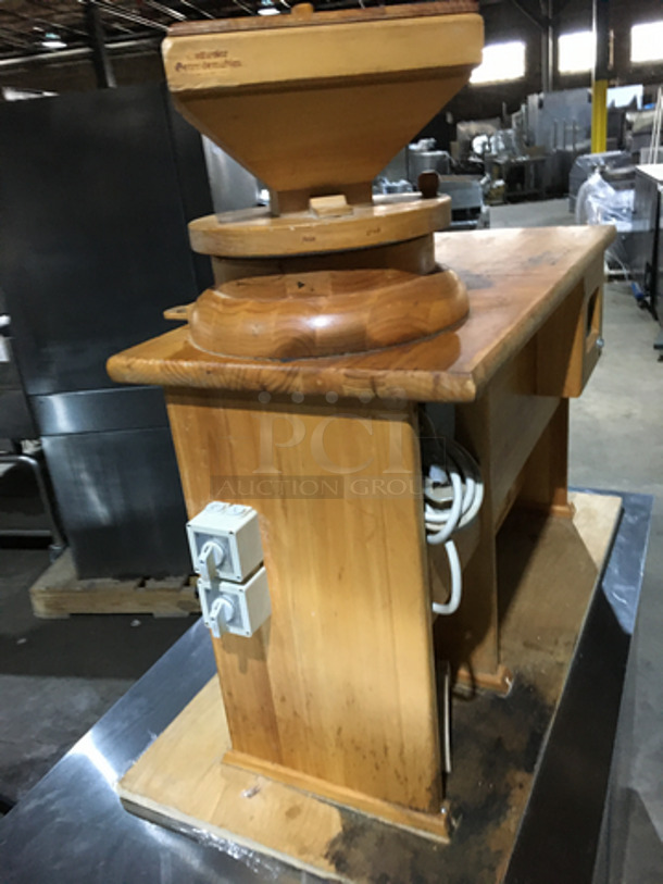 NICE! Green Wooden Style Dough/Flour Sifting Station! - Image 3 of 8