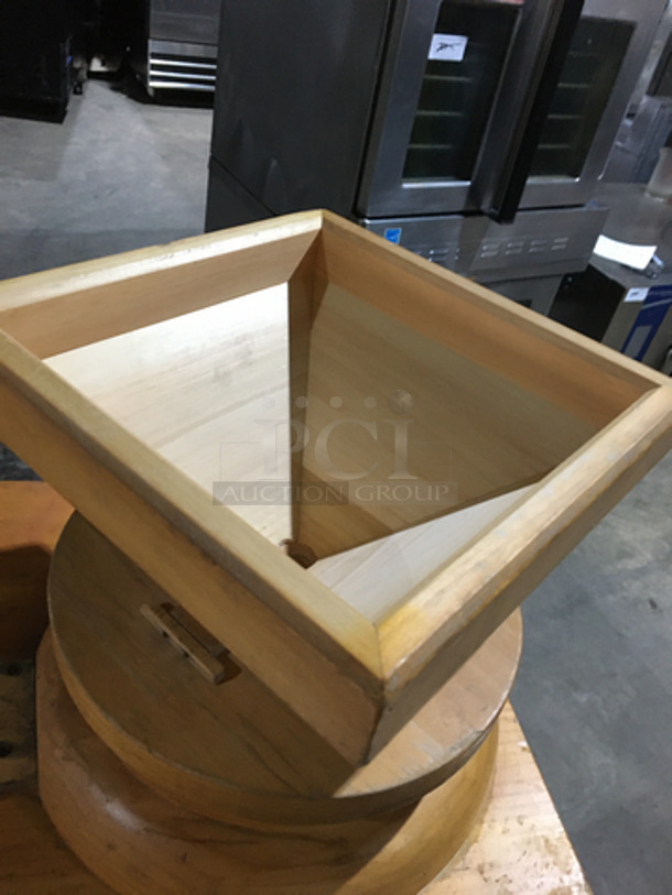 NICE! Green Wooden Style Dough/Flour Sifting Station! - Image 6 of 8