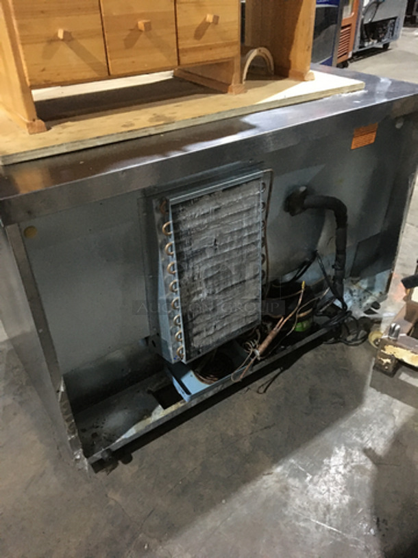 Delfield Commercial 2 Door Lowboy/Worktop Cooler! With Poly Coated Racks! All Stainless Steel! Model UC4048STAR Serial 1107152001600! 115V 1Phase! - Image 4 of 8