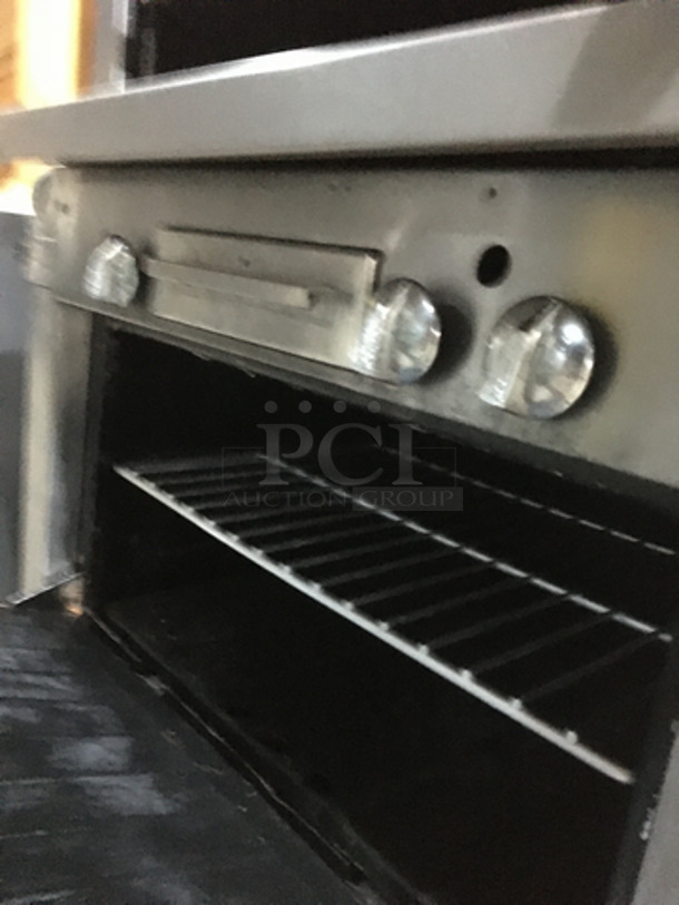 Nice! Jade Range Natural Gas Powered Upright Char Broiler Grill! With Double Oven! All S.S. Body! - Image 7 of 7