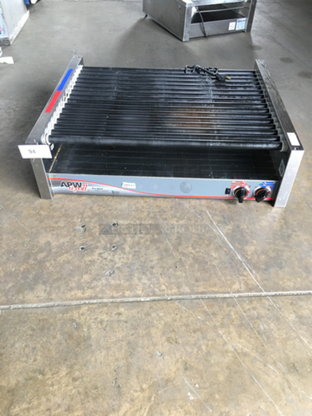APW Wyott Commercial Countertop Hot Dog Roller Grill! All Stainless Steel! Model HRS755T Serial 817961603003! 208/240V 1Phase!