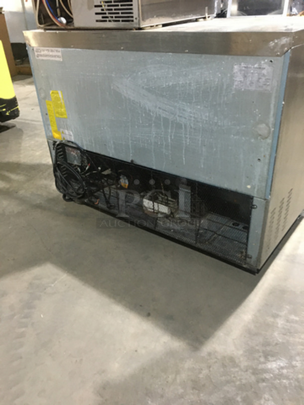 Entrée Commercial 2 Door Lowboy/Worktop Cooler! With Poly Coated Racks! All Stainless Steel! Model UR48Q Serial 1712ENTH99967! 115V 1Phase! On Casters! Not Tested! - Image 4 of 8