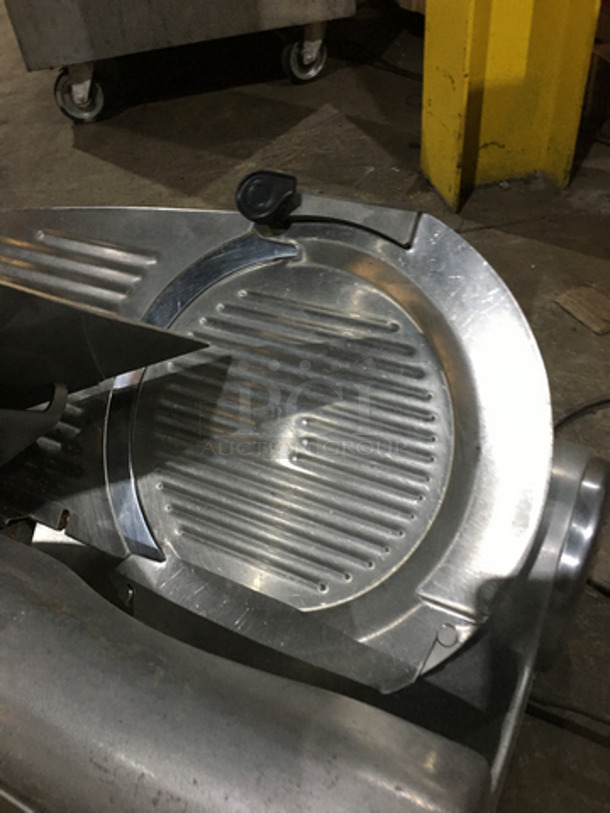 Hobart Commercial Countertop Heavy Duty Meat Slicer! All Stainless Steel! Model 1612E Serial 56923648! 115V 1Phase! - Image 6 of 8