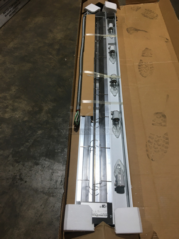 IN THE BOX! Hatco Commercial Heat Lamp Strip! Model GRAL60 Serial 6266831512! 120V 1Phase! - Image 2 of 5
