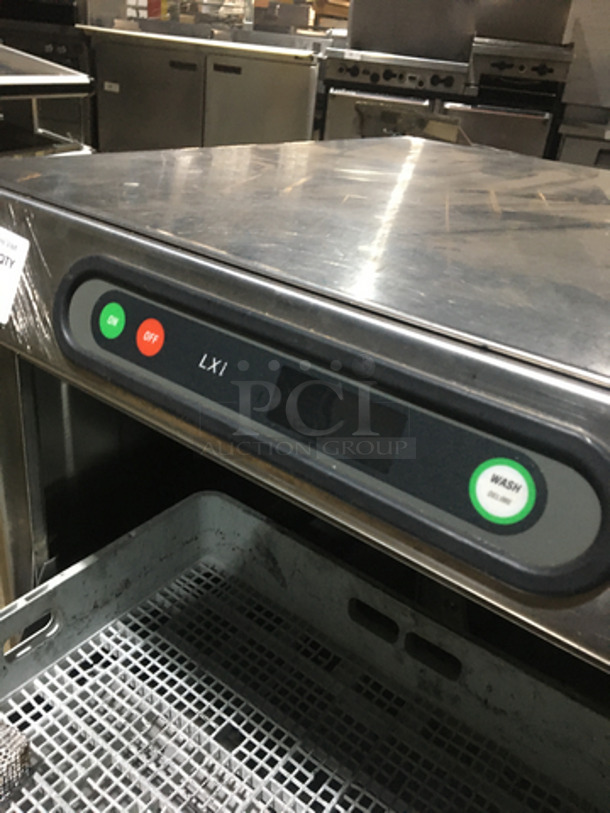 Hobart Commercial Under The Counter Dishwasher! All Stainless Steel! With Dish Rack! Model LXIGC Serial 231085612! 120/208/240V 1Phase! - Image 6 of 8