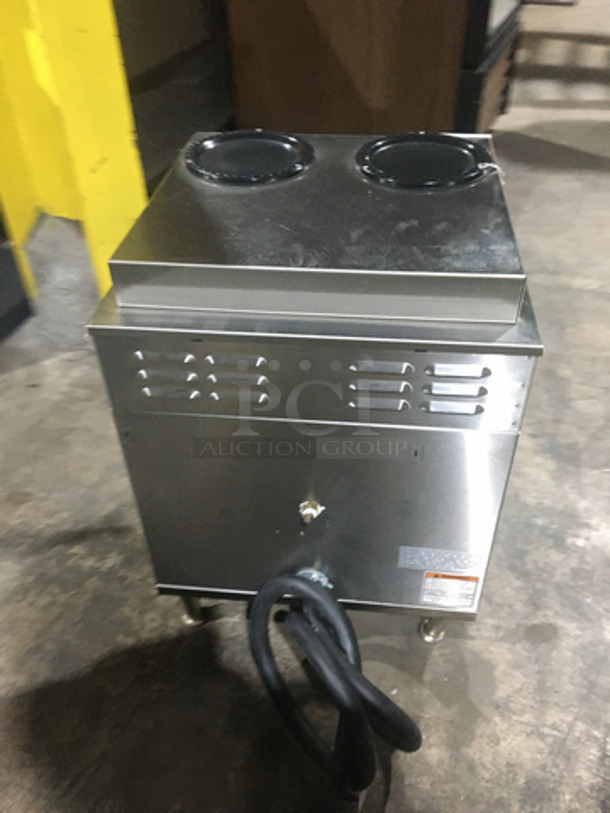 Bunn Commercial Countertop Dual Coffee Brewing Machine! Axiom Series! With 4 Coffee Pot Warming Stations! All Stainless Steel! Model AXIOM2/2TWIN! 120/208/240V 1Phase! On Legs! - Image 3 of 9