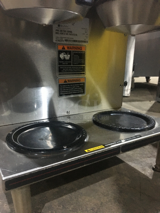 Bunn Commercial Countertop Dual Coffee Brewing Machine! Axiom Series! With 4 Coffee Pot Warming Stations! All Stainless Steel! Model AXIOM2/2TWIN! 120/208/240V 1Phase! On Legs! - Image 7 of 9