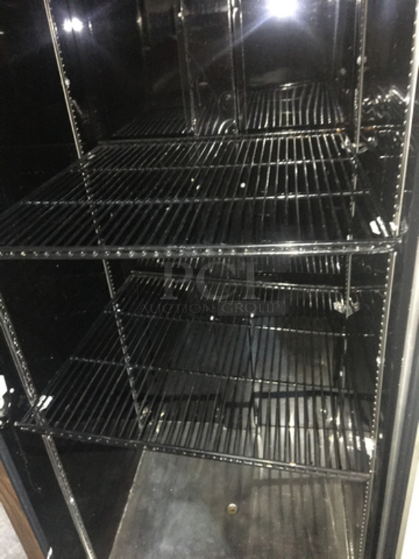 True Commercial Single Door Refrigerated Flower Merchandiser! Model GDM23FC Serial 12073276! 115V 1Phase! - Image 6 of 8