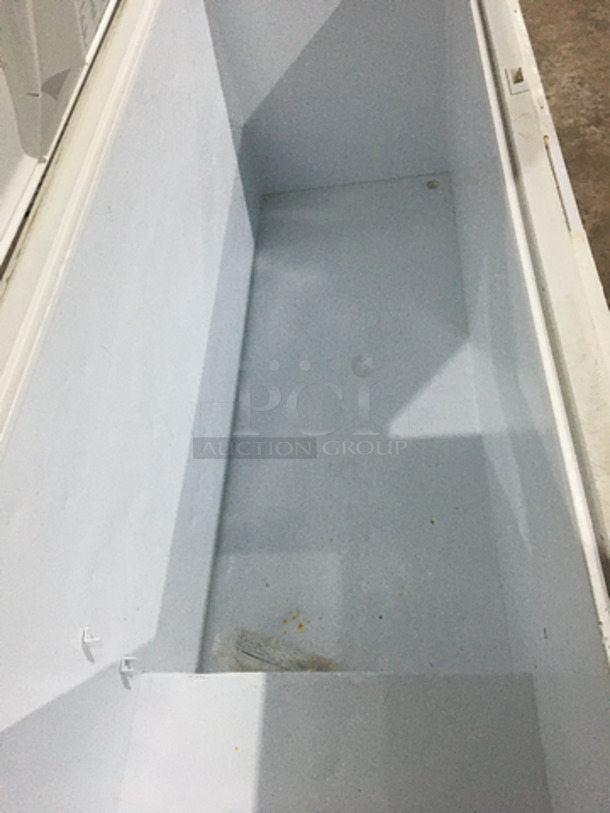 Kenmore Commercial Reach Down Chest Freezer! 115V! Working! - Image 5 of 8