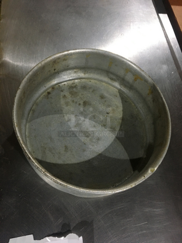 Round Dough Holding Pan! 10 X Your Bid! - Image 2 of 5