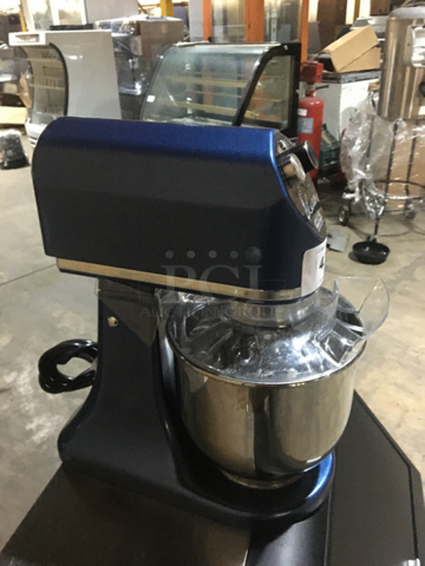 Waring Commercial Countertop 7 Quart Planetary Mixer! Luna Series! With Bowl, Hook, Whip, & Paddle Attachments! Model WSM7L Serial 19030071165! 110/120V!
 - Image 2 of 10