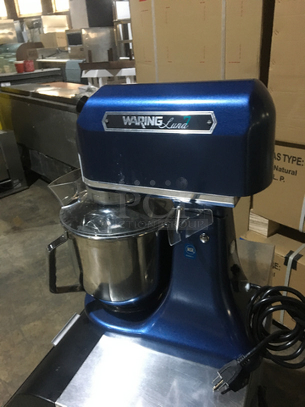 Waring Commercial Countertop 7 Quart Planetary Mixer! Luna Series! With Bowl, Hook, Whip, & Paddle Attachments! Model WSM7L Serial 19030071165! 110/120V!
 - Image 4 of 10