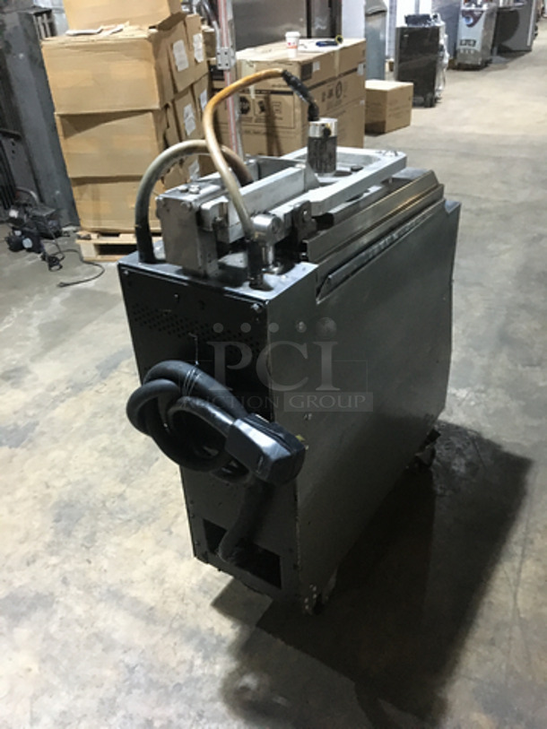 Garland Commercial Electric Powered Dual Side Hamburger Press/Clamshell Broiler! All Stainless Steel! Model CXBE12 Serial 1310100102395! 208V 3Phase! On Casters! - Image 4 of 8