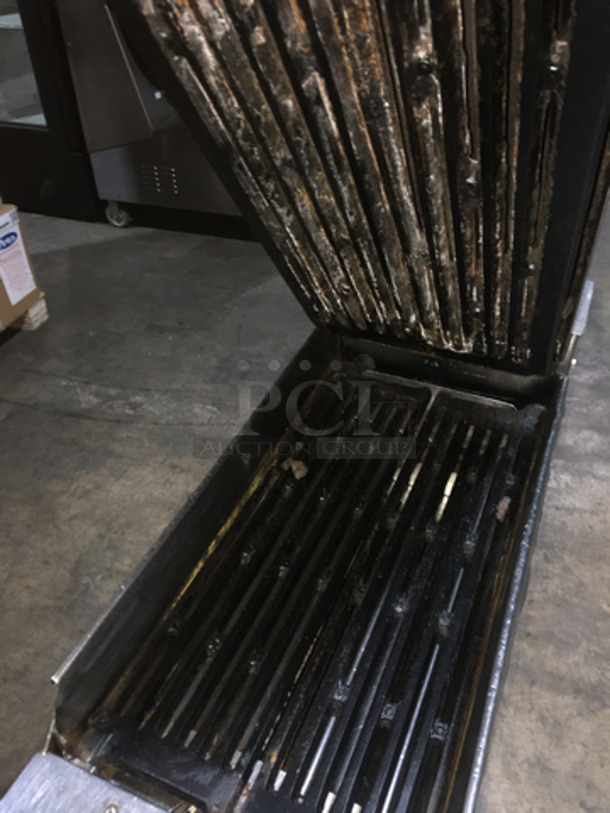 Garland Commercial Electric Powered Dual Side Hamburger Press/Clamshell Broiler! All Stainless Steel! Model CXBE12 Serial 1310100102395! 208V 3Phase! On Casters! - Image 5 of 8