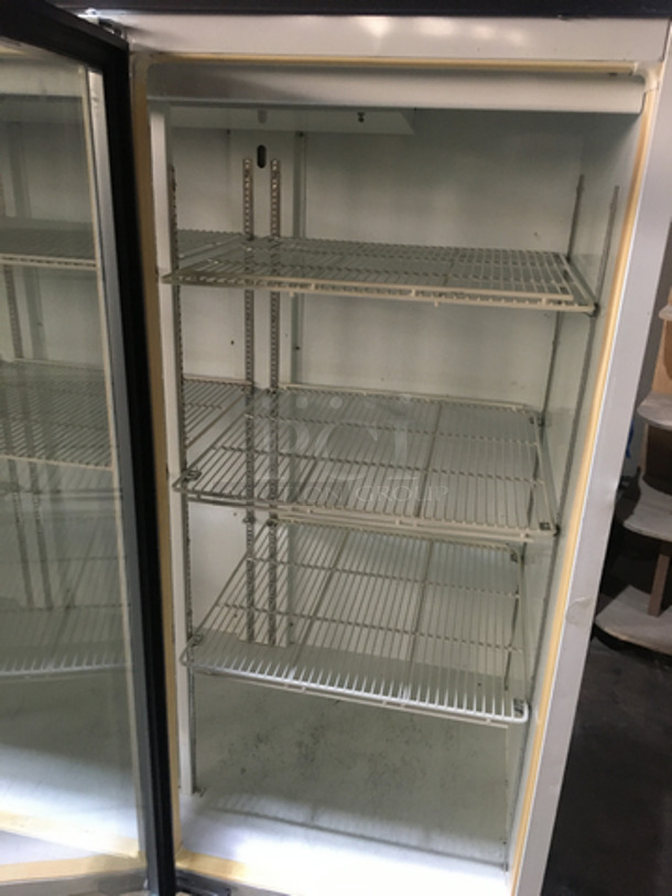 Hussmann Commercial 3 Door Reach In Refrigerator Merchandiser! With Poly Coated Racks! Model RR0721G41 Serial 95B32210! 115V 1Phase! - Image 6 of 9
